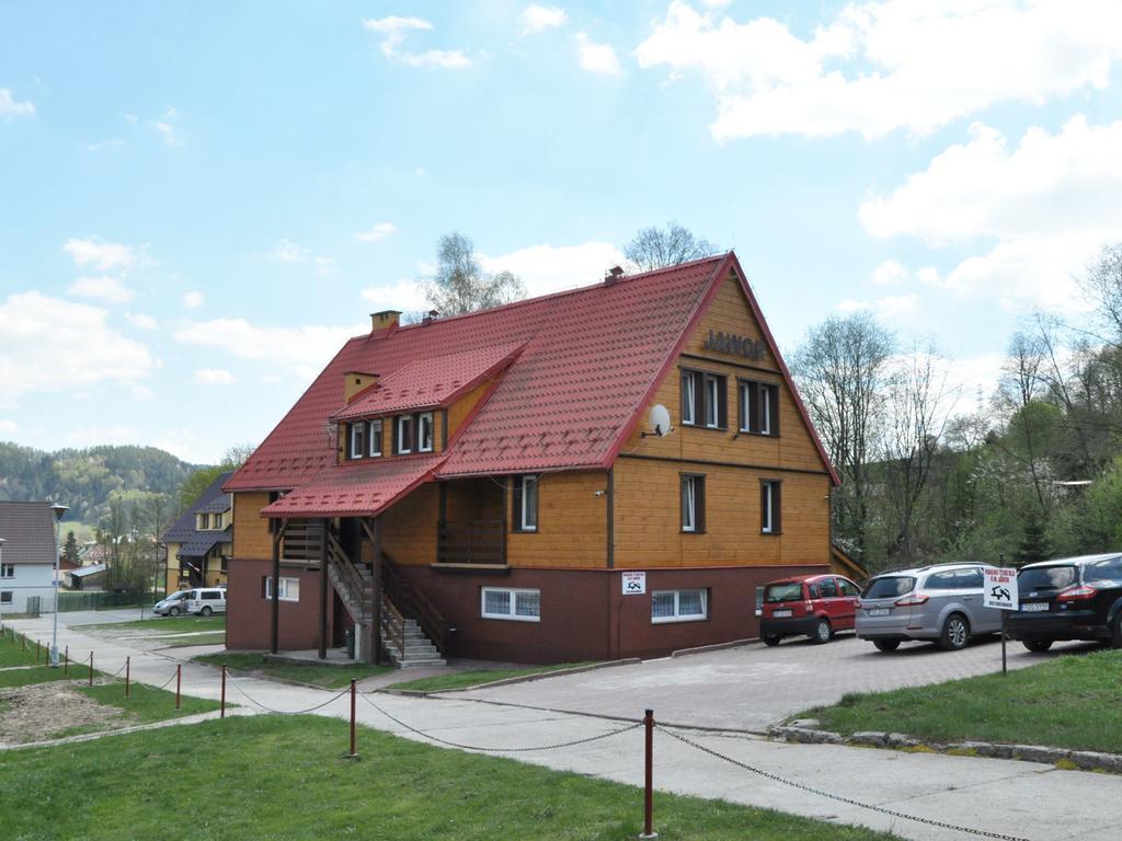Dom Goscinny Jawor Czarnypotok Krynica Exterior foto